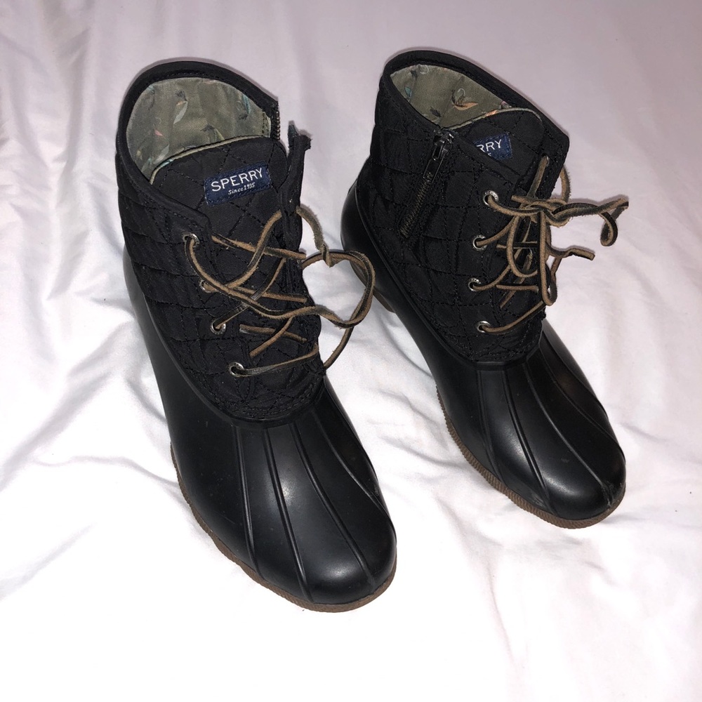 Women's Saltwater Quilted Duck Boot Sperry